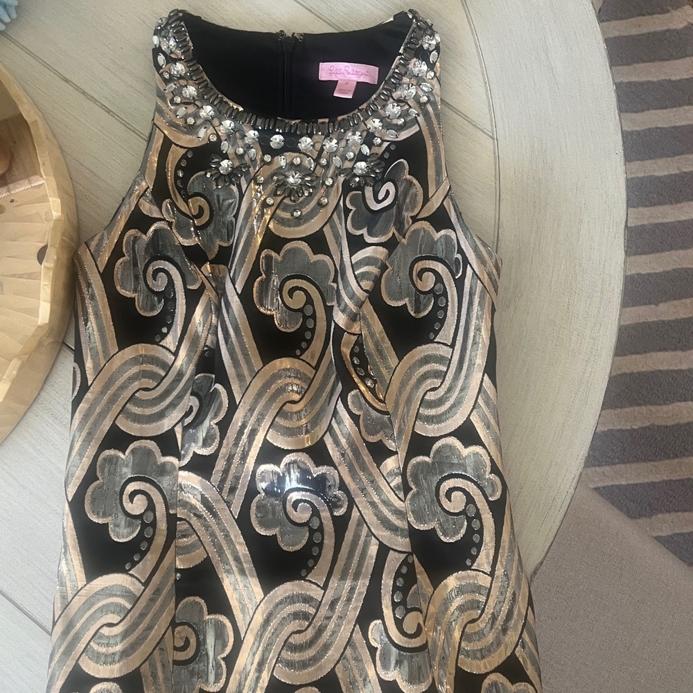 Lily Pulitzer black and gold sleeveless top